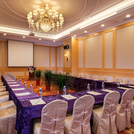 Vienna Hotel Shanghai Pudong Airport Huaxia Road Esterno foto
