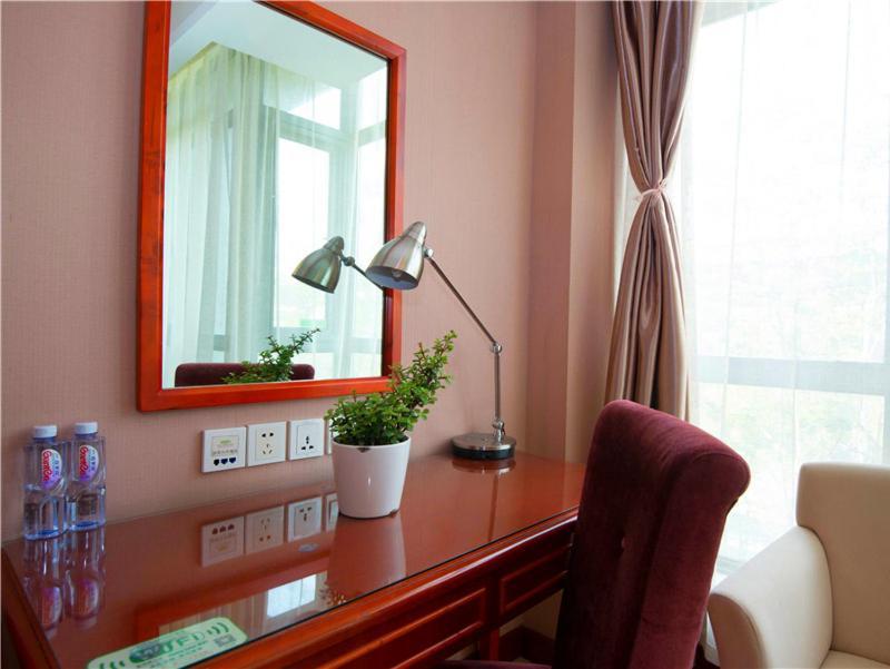 Vienna Hotel Shanghai Pudong Airport Huaxia Road Esterno foto